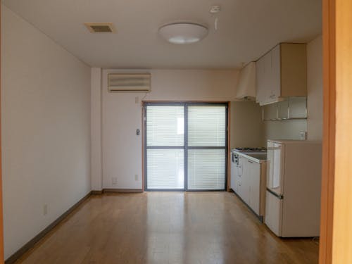 三条市下田にある元・教員住宅が住まいです