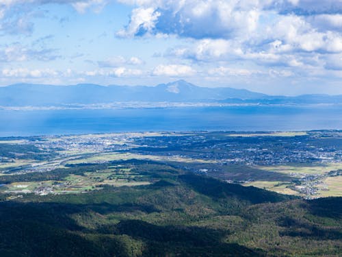 美しい田園風景とびわ湖も高島の自慢。