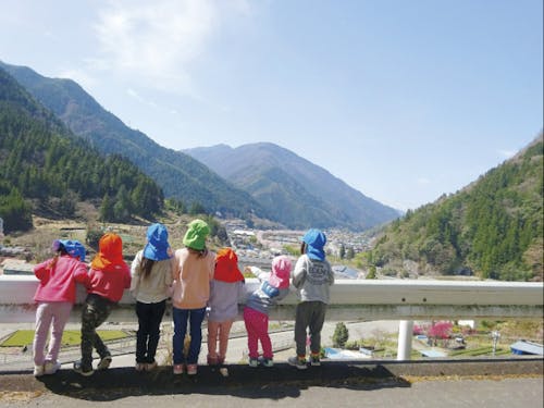山々に囲まれた街で素敵な時間を過ごしませんか?