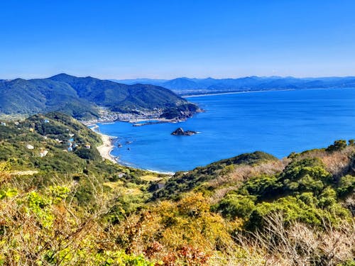 【美浜町】美しい夕陽、白砂青松の海岸に心癒される小さなまち。