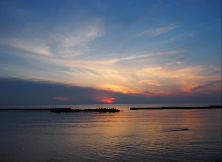 幻想的な夕陽が見れる淡路島。
