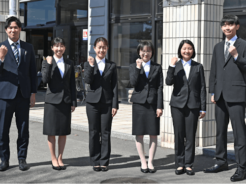 私たちと一緒に働きましょう!