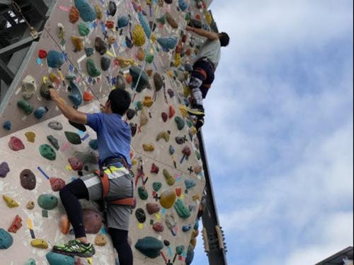 セミナーパークでのボルダリング(R4の様子)