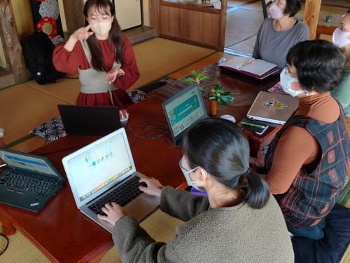 デジタル活用技術などを学べるようなサードプレイスが必要です