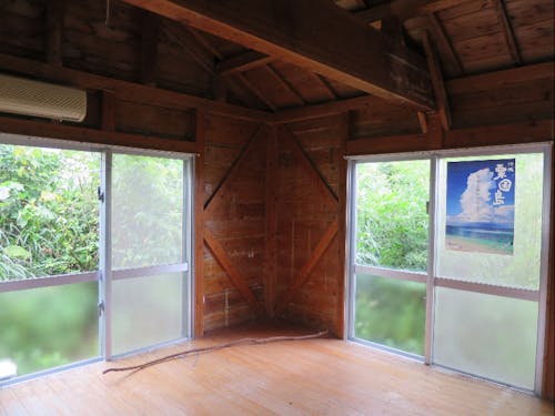 この壁を塗ります！