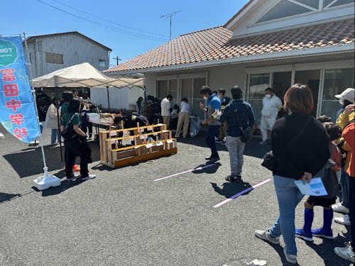 有志の会で開催した紀伊富田駅前イベントの様子①