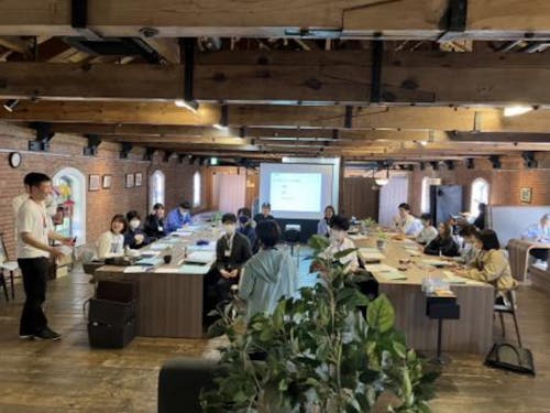 移住就職者も多く参加する市内企業合同新人研修「舞鶴同期会」で仲間づくりもできます！