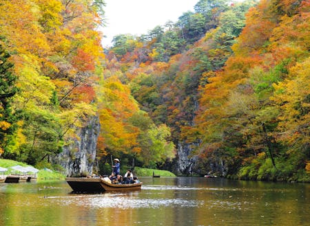 舟下りで有名な日本百景「猊鼻渓」