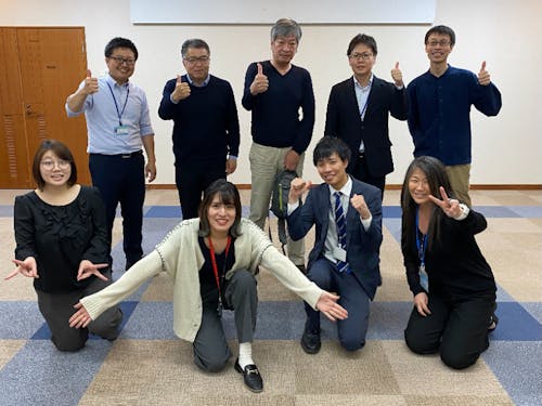 現任の地域おこし協力隊と担当職員です。現在、7名の隊員が町内で活躍中!