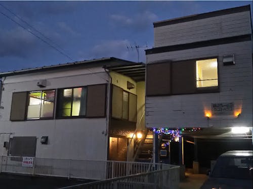 ゲストハウス営業中の様子 駅徒歩5分・国道からすぐです。