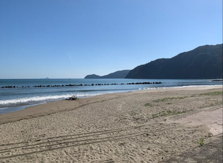 海がキレイな舞鶴　今の時期は中心市街地から２０分の神崎ビーチで朝スイム