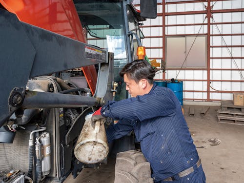 農業法人の仕事例①(農業機械の整備)