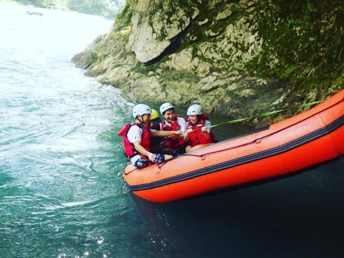 遠山川でのラフティング