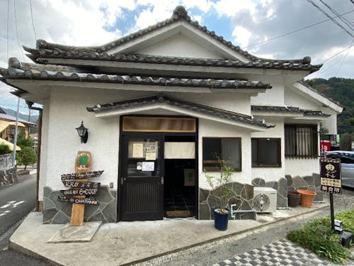 空き家を活用した事例(シェ・ハイジ)