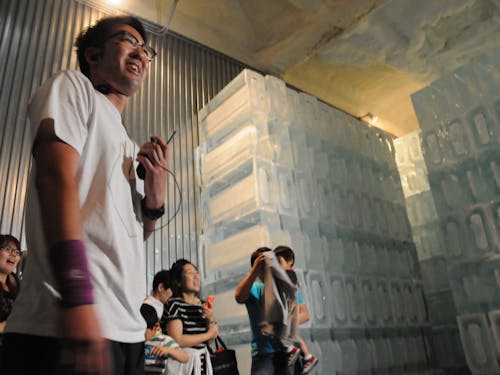 震災後に産まれた水産業を生かした体験コンテンツのひとつ「氷屋探検」