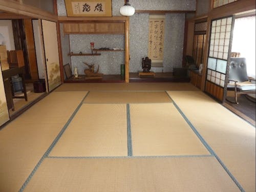 勤務場所 2階の和室