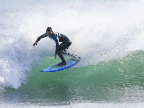 高鍋町のサーフスポットの「蚊口浜」。海の近くを求めて移住されるサーファーも多いです！
