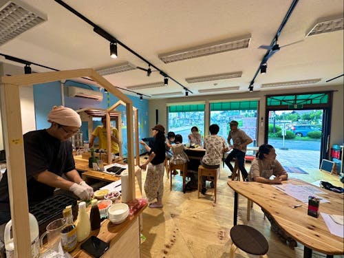 複業実践コミュニティーの様子(JR小海線中込駅付近)