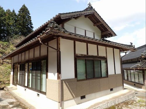 離れ。平成5年に建てられたもの。