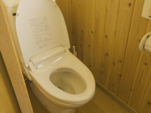 トイレは水洗化されていて、設備が新しい。