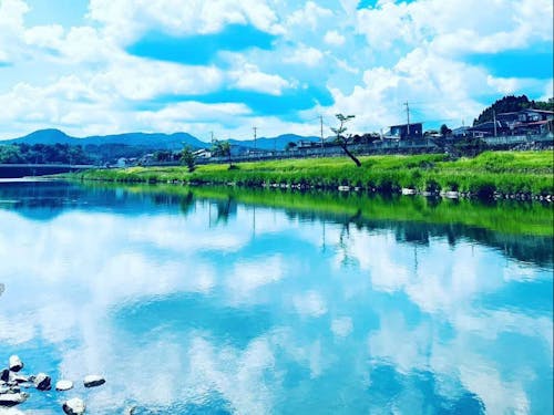 パックラフト体験をする川内川と空