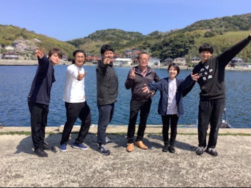 村の役場職員とIターンスタッフの在籍するチームで活動しています。