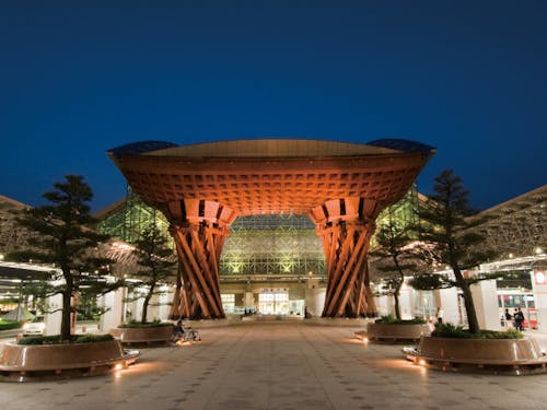 観光でよく行く金沢のイメージが変わるかも