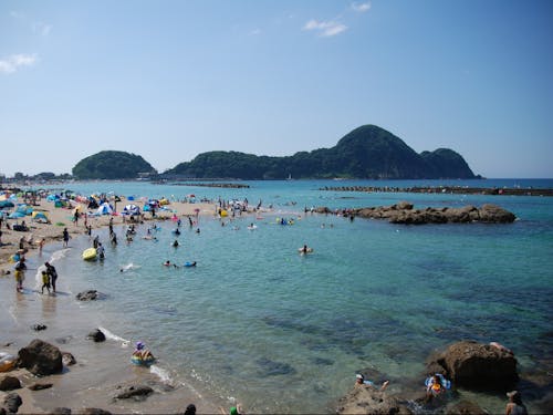 透明度の高い竹野浜海水浴場