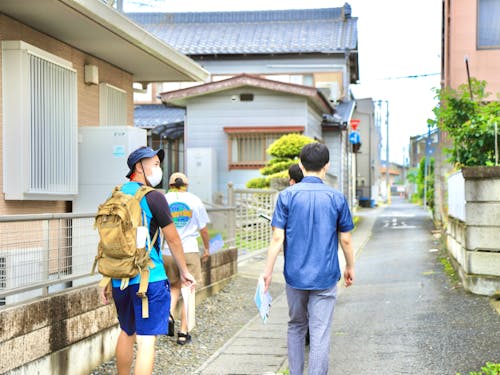 まち歩きの様子①