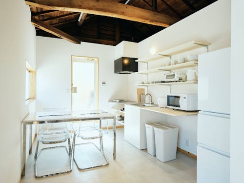 シェアハウスのダイニングキッチン（共有部分）