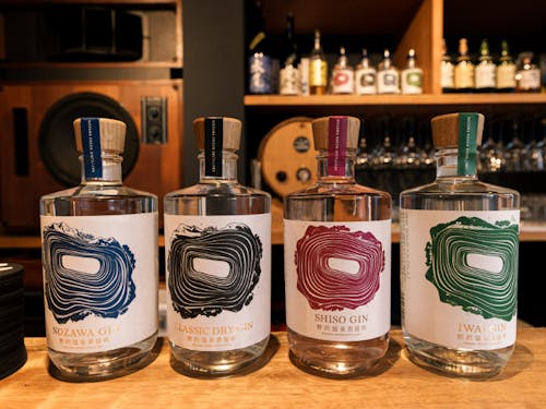 地元産のクラフトジンやナチュールワインなど拘りを持ったドリンク