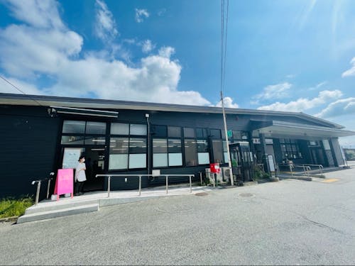 元駅舎の高校生向け自習室