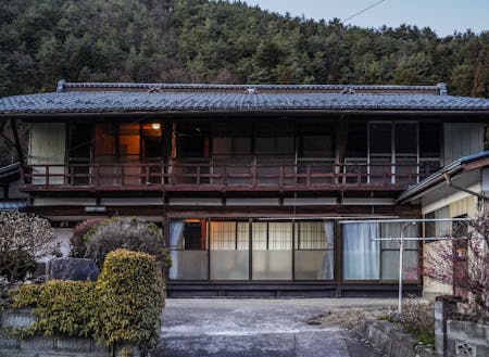 Co-Sato 辰野川島拠点の外観(築100年の古民家)