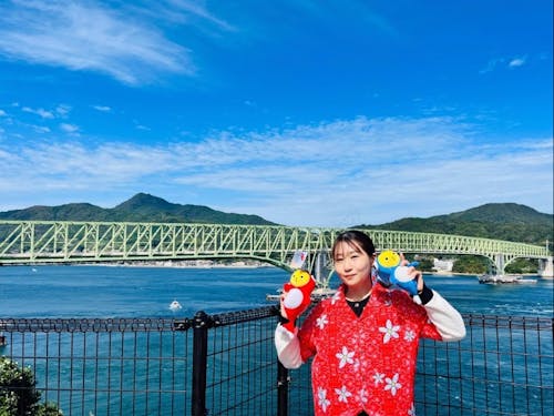 【周防大島町】夏の間は町役場みんなアロハシャツ着用してますで