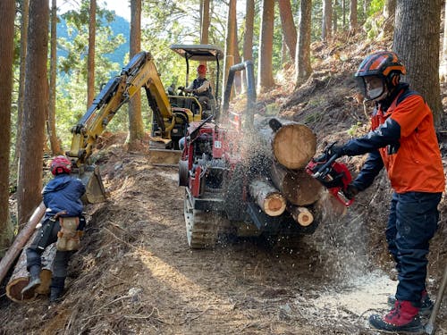 技術を学んで、任期後も活躍しよう！