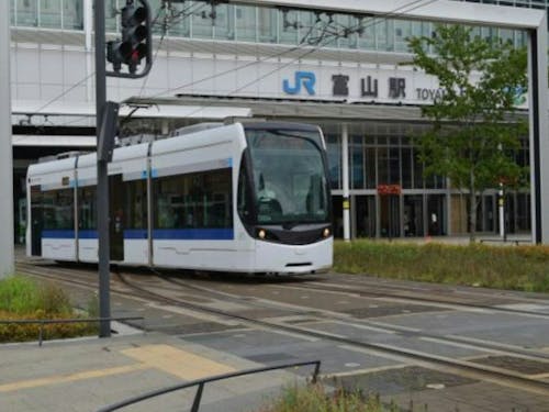 富山駅市内電車