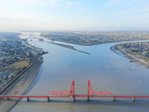 大川市内を流れる河川の様子