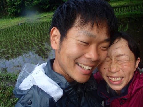 ローカルガイドのこんなご夫婦が教えてくれます。