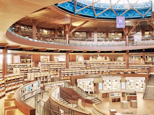 石川県立図書館