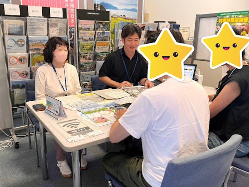 移住相談の風景(移住相談員が丁寧にサポートします!)