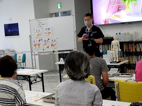 関係事業者による「地域デビュー」イベントの様子