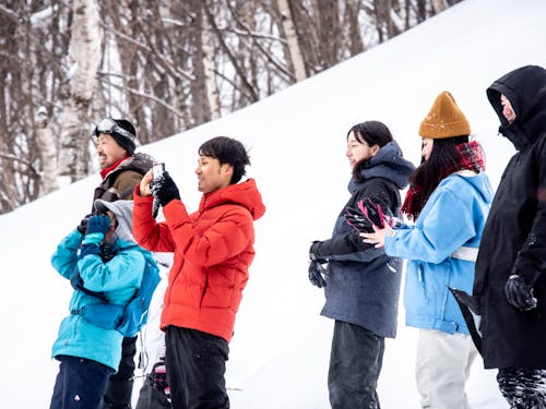 雪山から上川の絶景を見て味わう