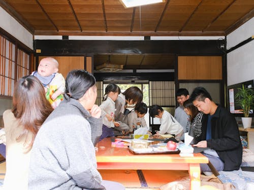 拠点で過ごしている様子