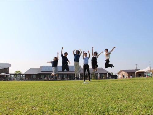 私たちと一緒にやりましょう