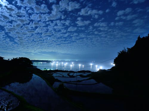 ③「東後畑棚田」幻想的な光景を見ることができます。