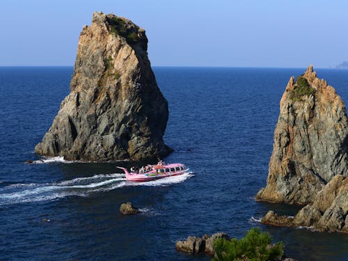 青海島の海上クルーズ