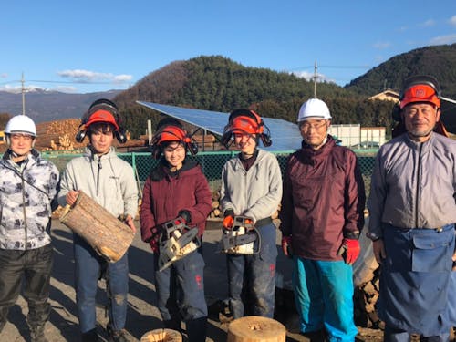 チェーンソー体験会1月編！！　ログファイヤーを４個作成！＆伐倒の模擬体験までさせていただきました！