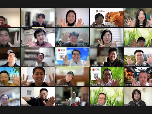 第1回の様子。たくさん意見がでて盛り上がりました!