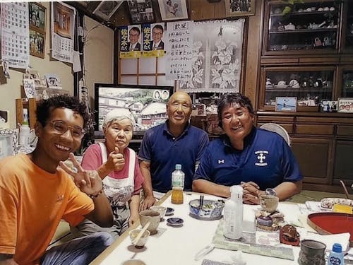 底抜けに温かい地元の方のお家にお泊まりしたり。