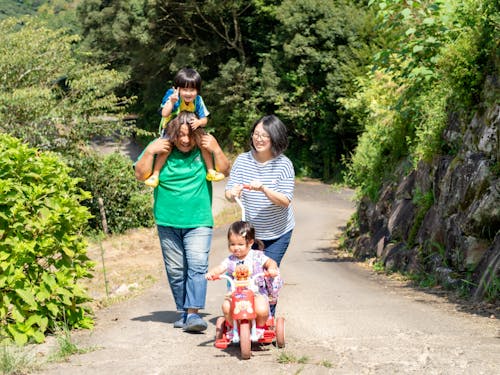 自然の中でのびのびと子育てができます!